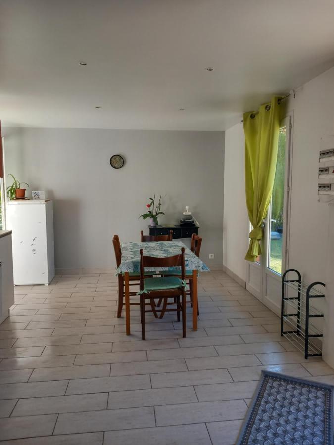 Petit Chalet En Bois Reynès Екстериор снимка
